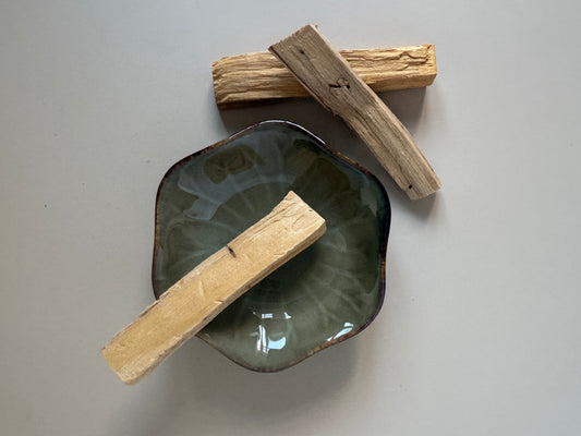 Palo Santo Cleansing Ritual Kit with Ceramic Bowl